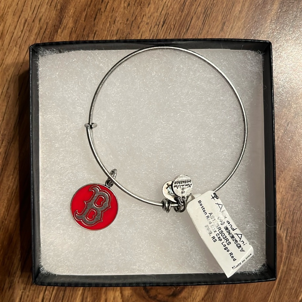 Boston Red Sox logo Alex and Ani bracelet new with tags